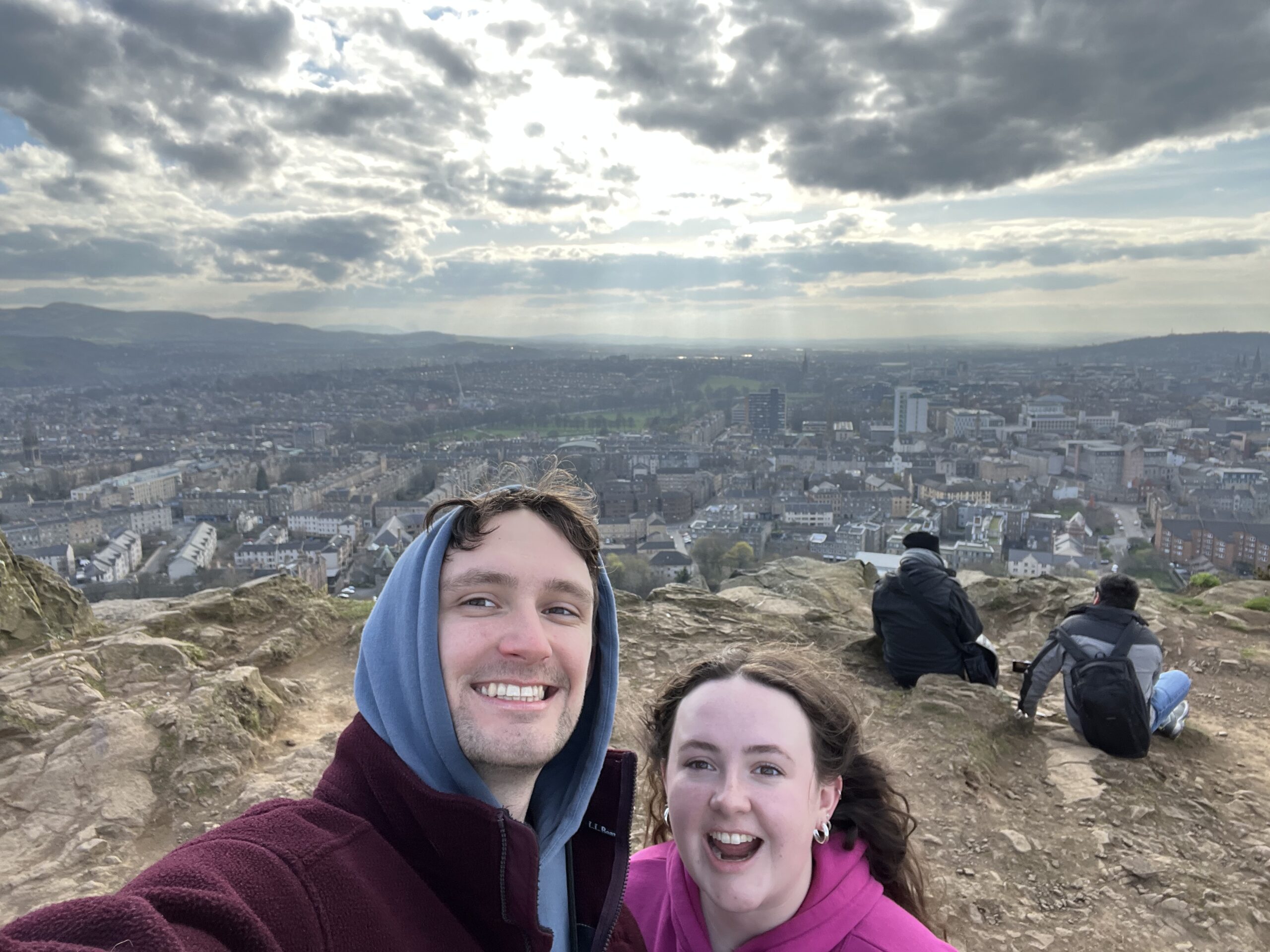 two people selfie overlooking edinburgh